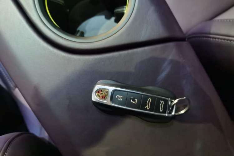 Used Porsche Taycan 2022 Taycan Vehicle Key