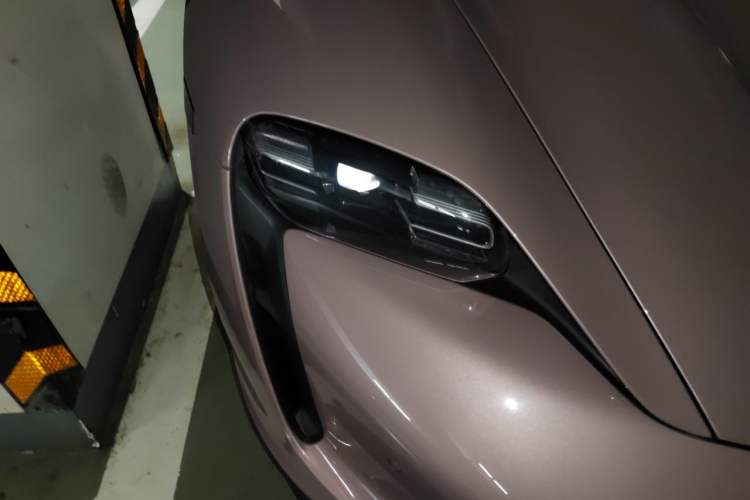 Used Porsche Taycan 2022-Year Updated Taycan Right Front Headlight