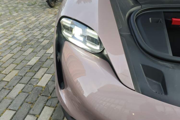 Used Porsche Taycan 2022-Year Updated Taycan Right Front Headlight