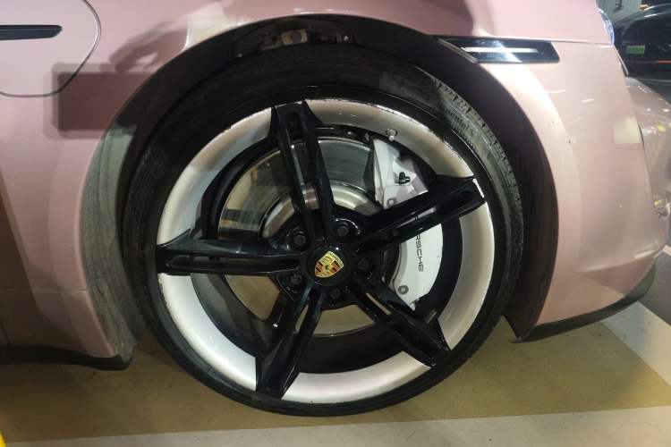 Used Porsche Taycan 2022 Taycan Right Front Wheel Hub