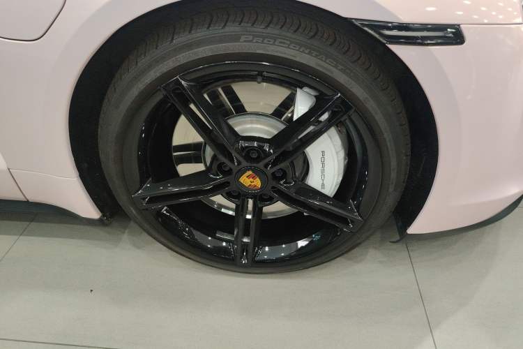 Used Porsche Taycan 2022 Taycan Right Front Wheel Hub