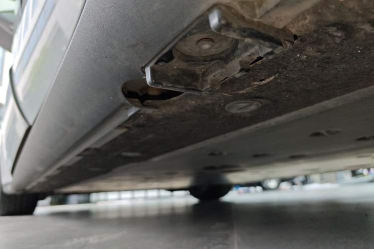 Used Porsche Taycan 2022 Taycan Chassis Rear Left