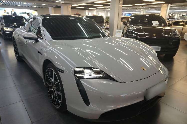 Used Porsche Taycan 2022-Year Updated Taycan Exterior 2