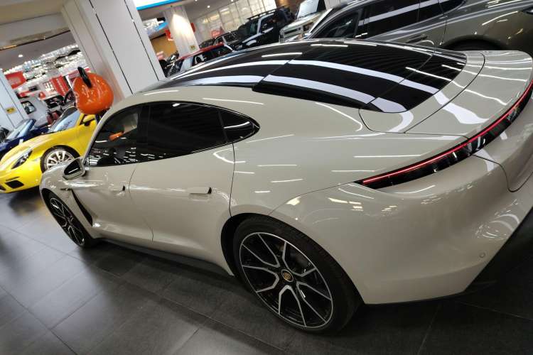 Used Porsche Taycan 2022-Year Updated Taycan Exterior 3