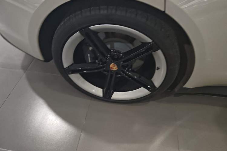 Used Porsche Taycan 2022 Taycan Exterior 8