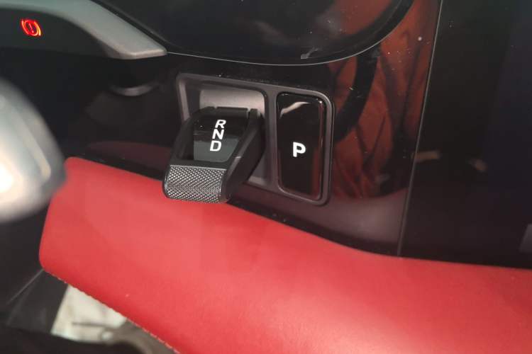 Used Porsche Taycan 2022 Taycan 4S Gear Lever