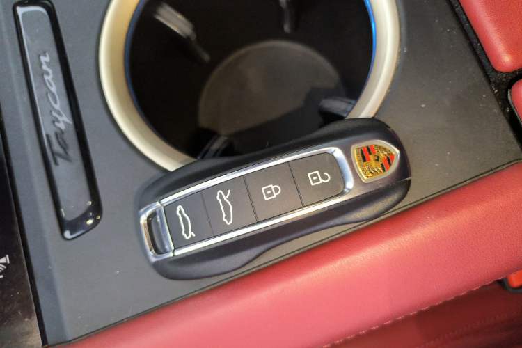 Used Porsche Taycan 2022 Taycan Interior 1