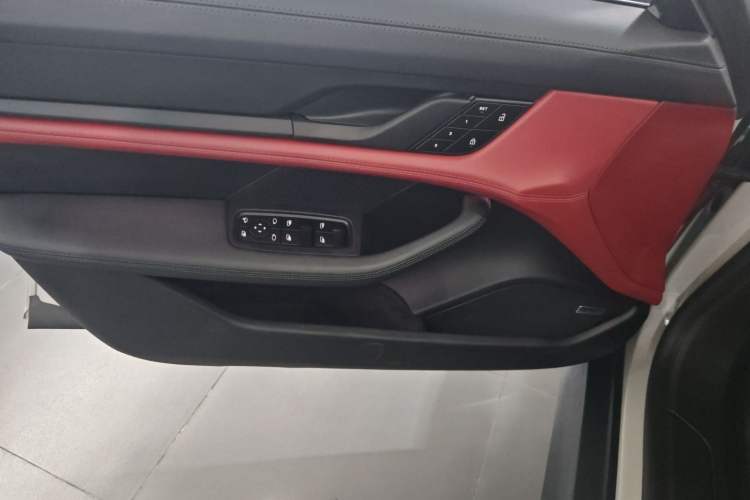 Used Porsche Taycan 2022 Taycan Interior 7