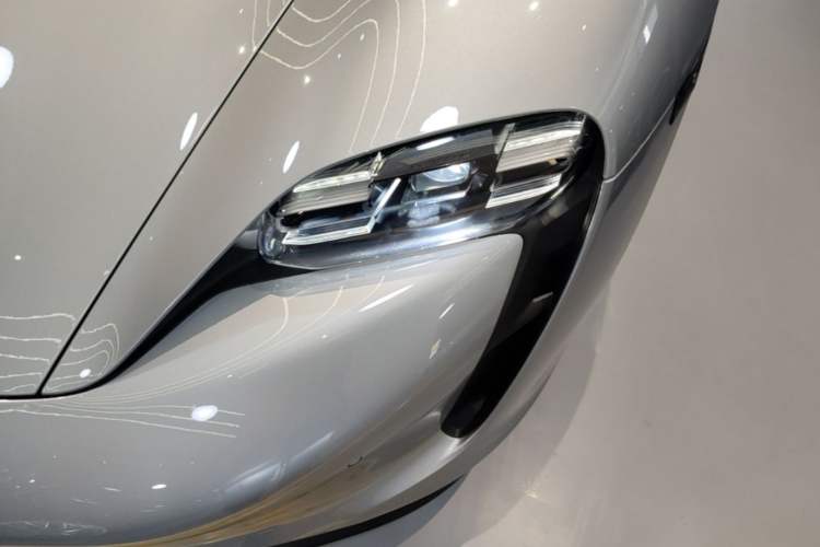Used Porsche Taycan 2022-Year Updated Taycan Left Front Headlight