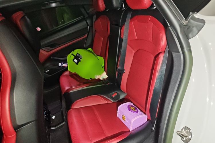 Used Porsche Taycan 2022 Taycan Left Rear Seat