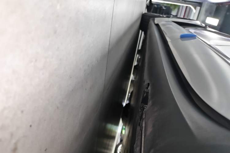 Used Porsche Taycan 2022-Year Updated Taycan Left Side Sill