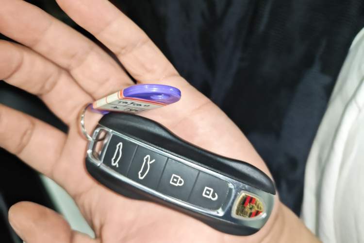 Used Porsche Taycan 2022-Year Updated Taycan Vehicle Key