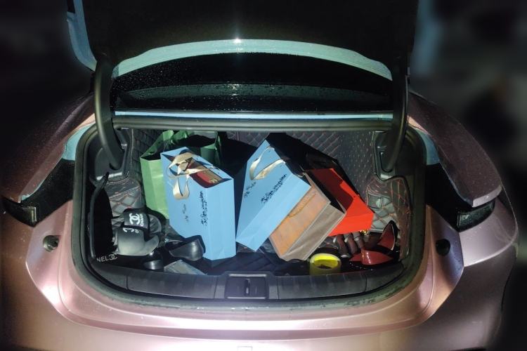 Used Porsche Taycan 2022-Year Updated Taycan Trunk