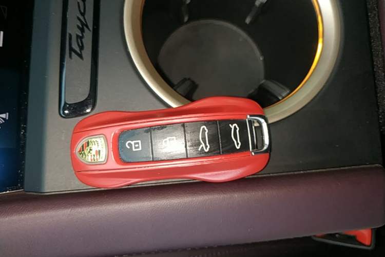 Used Porsche Taycan 2022 Taycan Vehicle Key