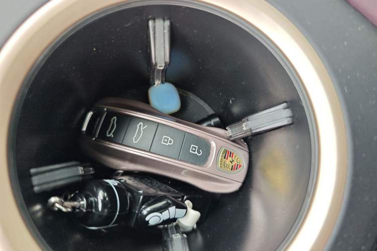Used Porsche Taycan 2022-Year Updated Taycan Vehicle Key