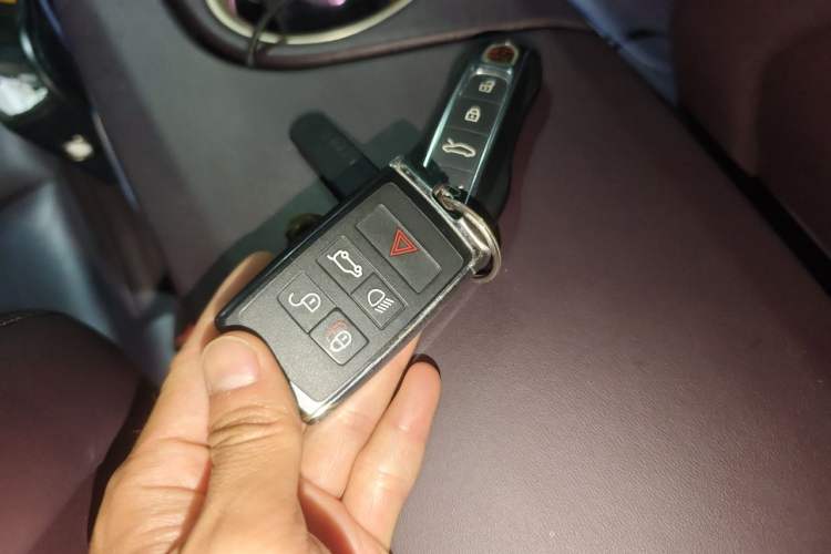 Used Porsche Taycan 2022-Year Updated Taycan Vehicle Key