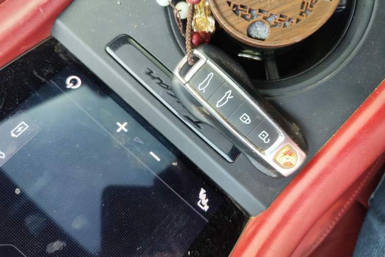 Used Porsche Taycan 2022 Taycan Vehicle Key