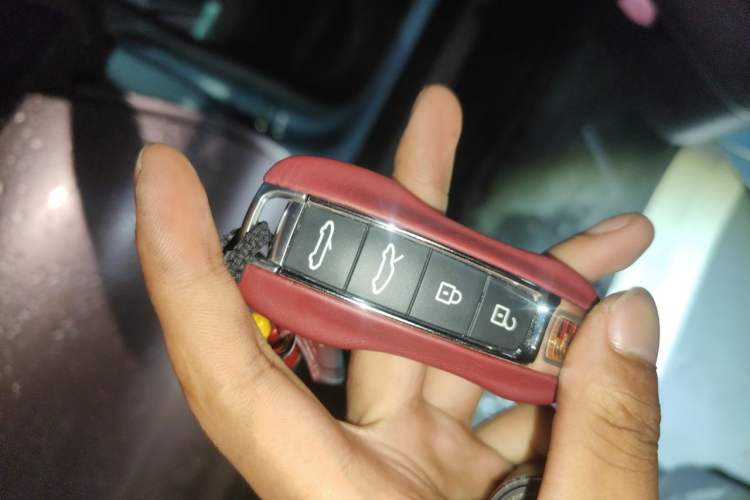 Used Porsche Taycan 2022-Year Updated Taycan Vehicle Key