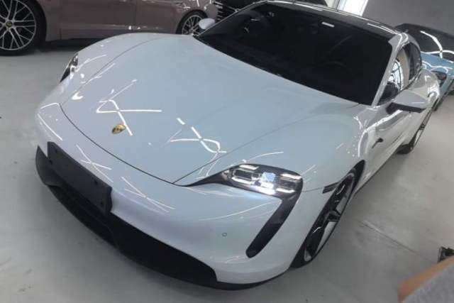 Used Porsche Taycan 2022-Year Updated Taycan