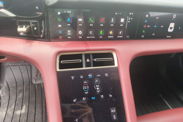 Used Porsche Taycan 2022-Year Updated Taycan Audio And AC Panel