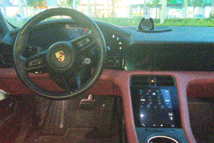 Used Porsche Taycan 2022-Year Restyled Taycan 4S Center Console