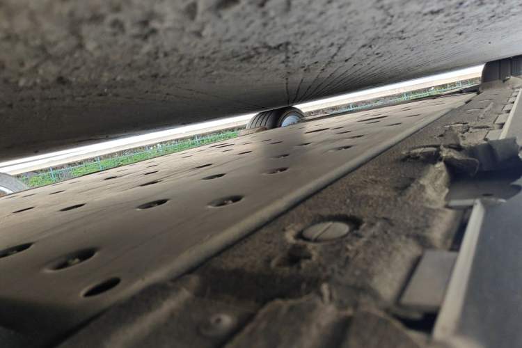 Used Porsche Taycan 2022-Year Updated Taycan Chassis Front Right