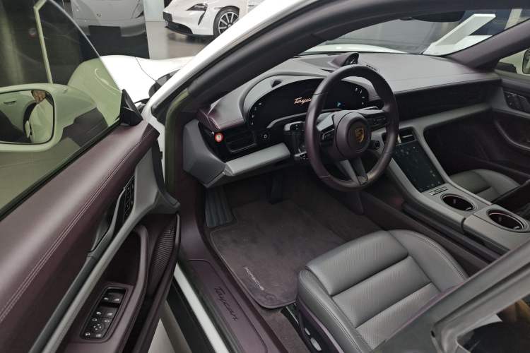 Used Porsche Taycan 2022 Taycan Driver Seat