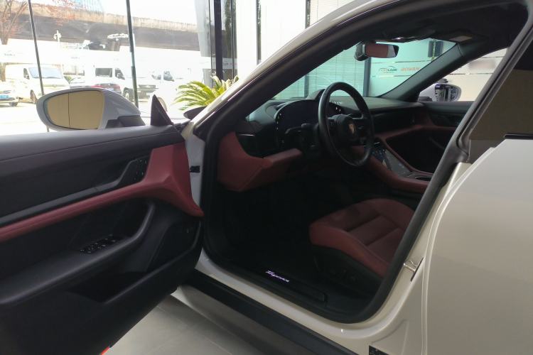 Used Porsche Taycan 2022 Taycan Driver Seat