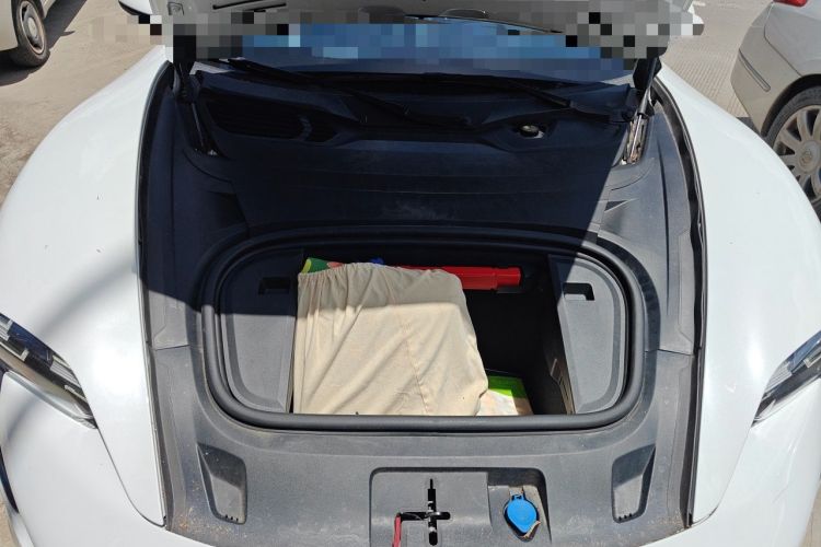 Used Porsche Taycan 2022-Year Updated Taycan Engine Bay