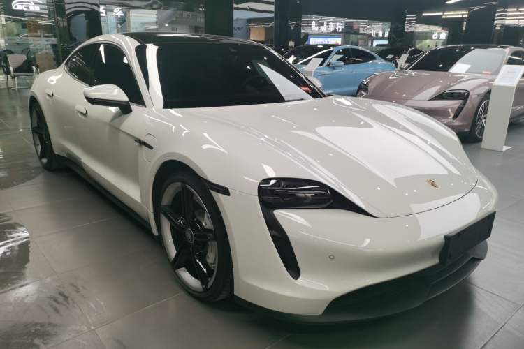 Used Porsche Taycan 2022 Taycan Exterior 2