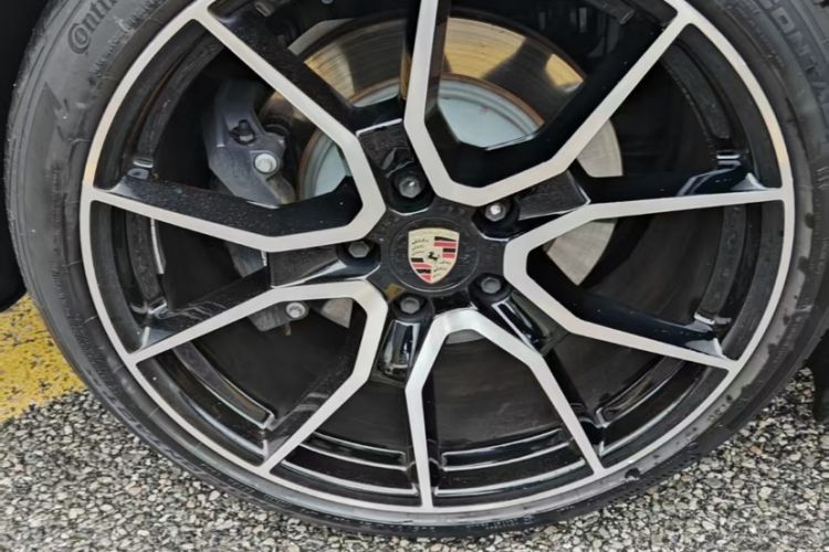 Used Porsche Taycan 2022 Taycan Exterior 2