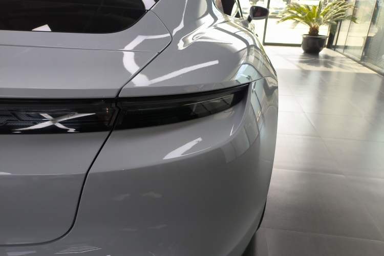Used Porsche Taycan 2022 Taycan Exterior 3