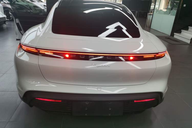 Used Porsche Taycan 2022 Taycan Exterior 4