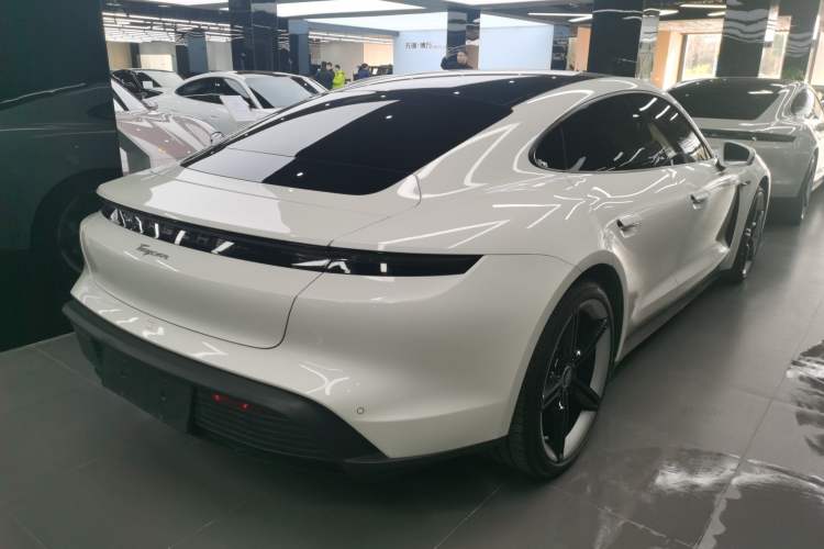 Used Porsche Taycan 2022 Taycan Exterior 5