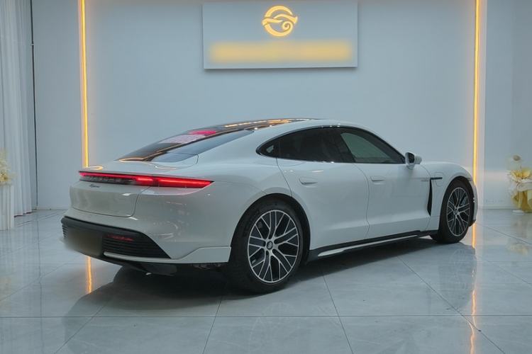 Used Porsche Taycan 2022-Year Updated Taycan Exterior 5
