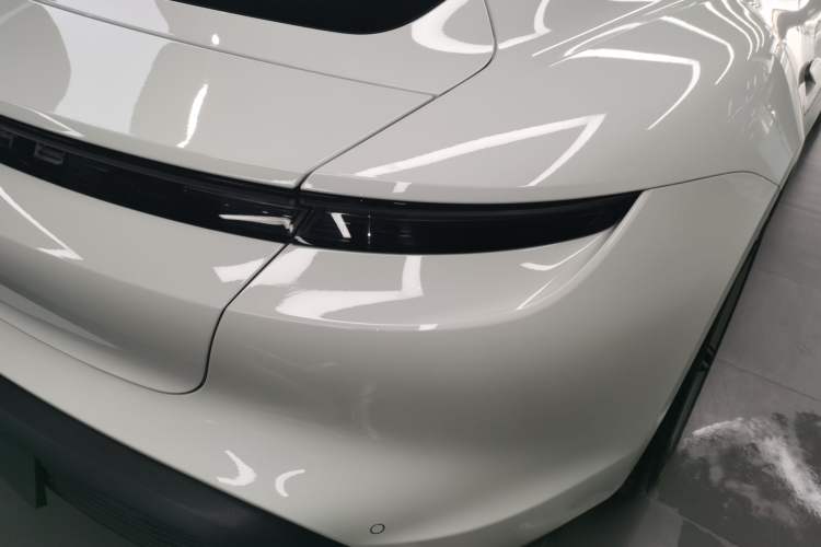 Used Porsche Taycan 2022 Taycan Exterior 6