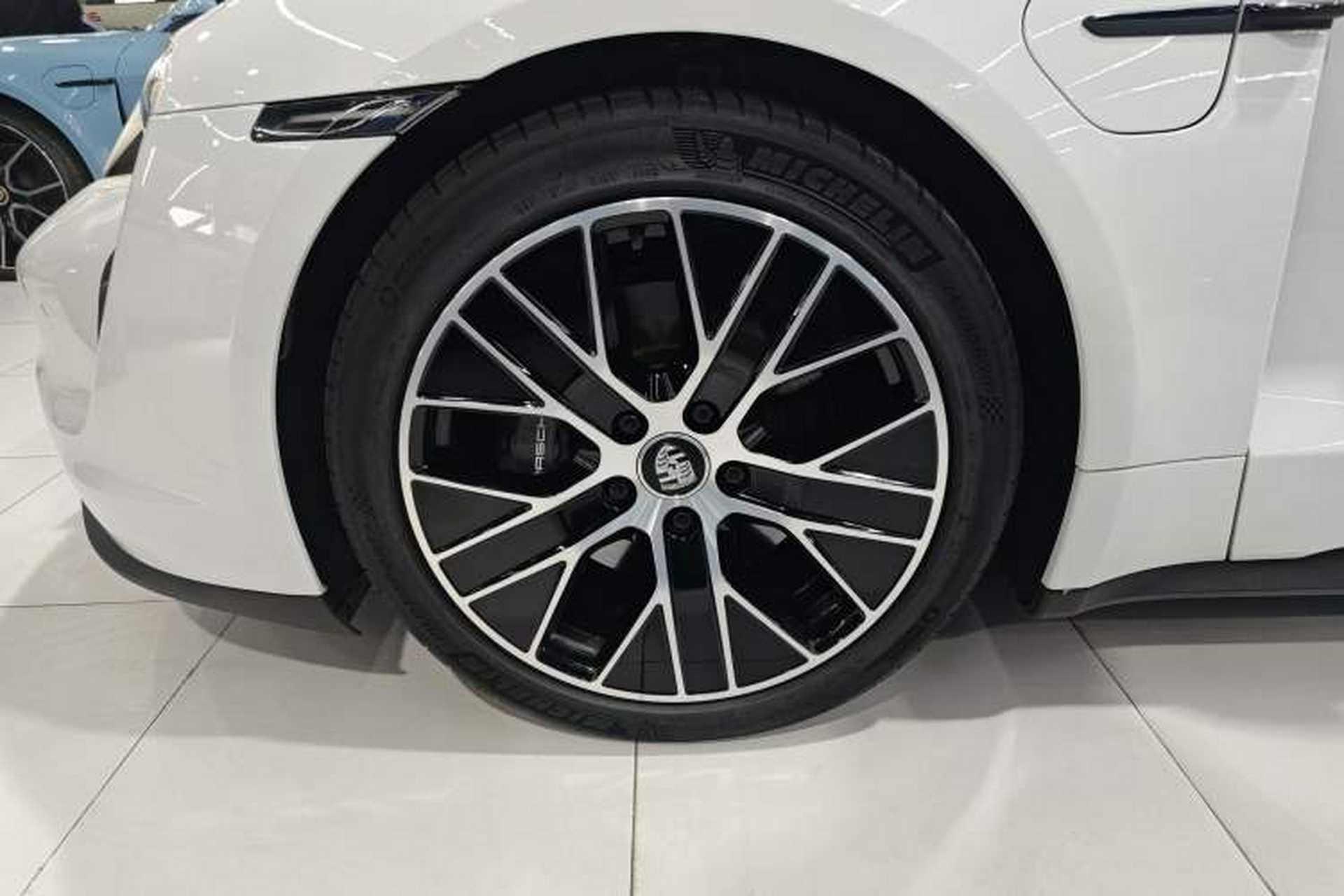 Used Porsche Taycan 2022 Taycan Exterior 7