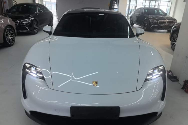 Used Porsche Taycan 2022-Year Updated Taycan Front