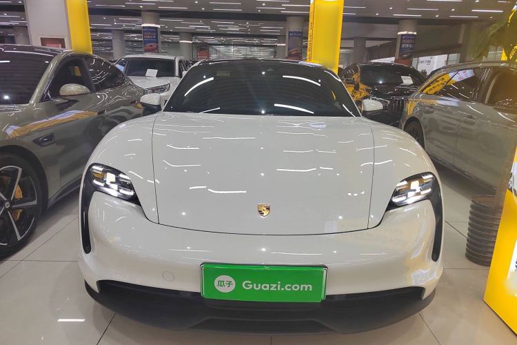 Used Porsche Taycan 2022-Year Updated Taycan Front
