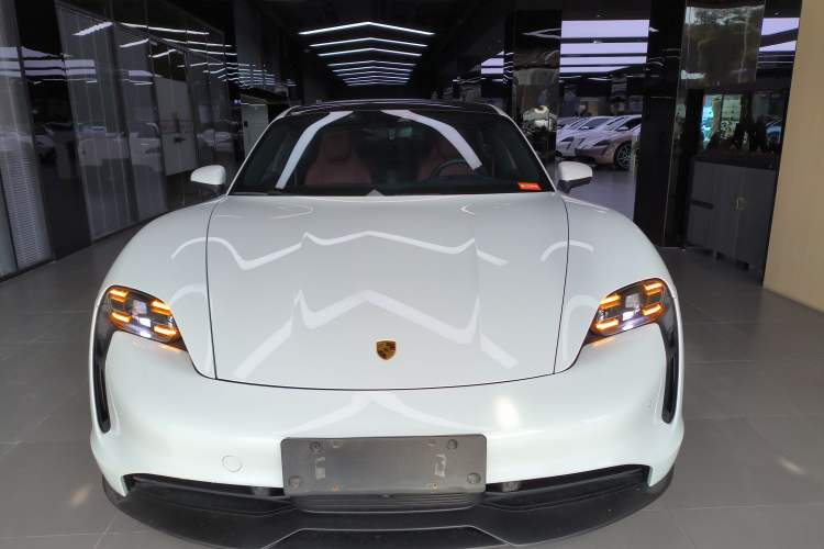 Used Porsche Taycan 2022 Taycan Front