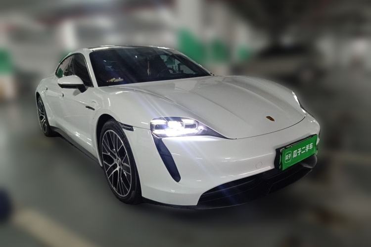 Used Porsche Taycan 2022 Taycan Front Right 45 Deg