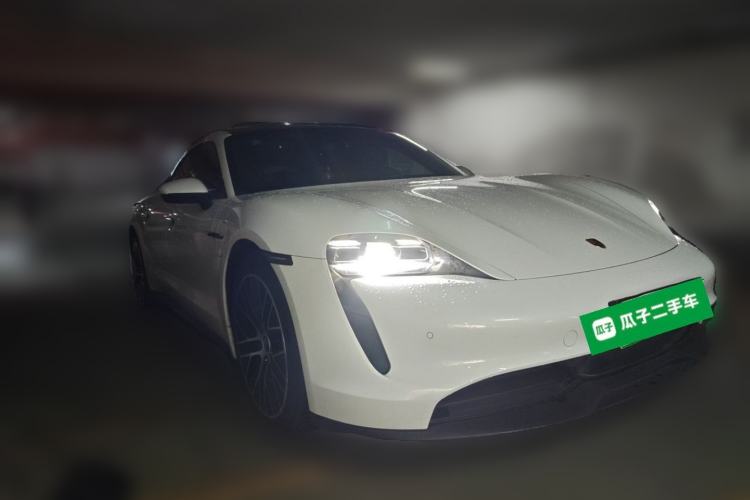 Used Porsche Taycan 2022 Taycan Front Right 45 Deg