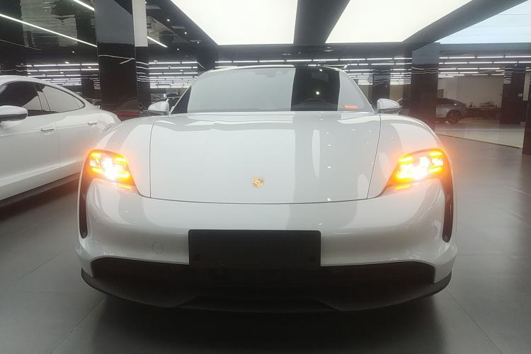 Used Porsche Taycan 2022-Year Updated Taycan Front