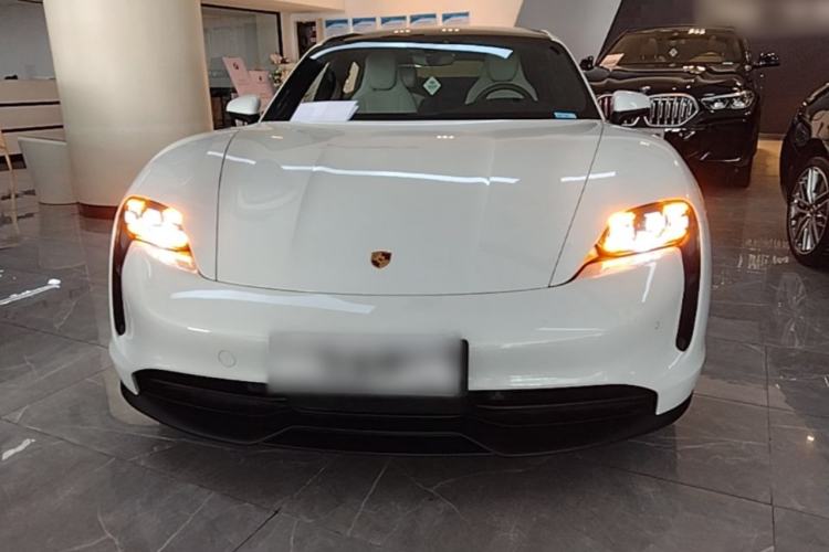 Used Porsche Taycan 2022 Taycan Front