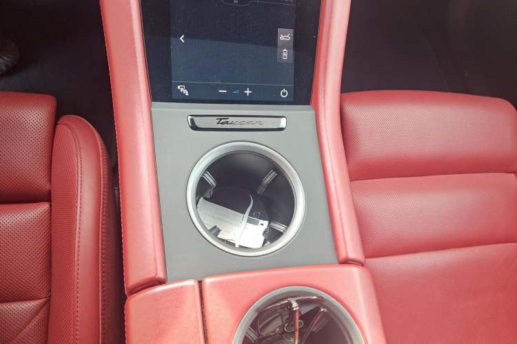Used Porsche Taycan 2022-Year Updated Taycan Gear Lever