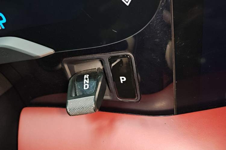 Used Porsche Taycan 2022-Year Updated Taycan Gear Lever