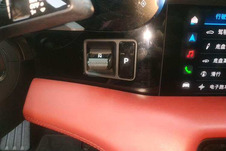 Used Porsche Taycan 2022-Year Updated Taycan Gear Lever