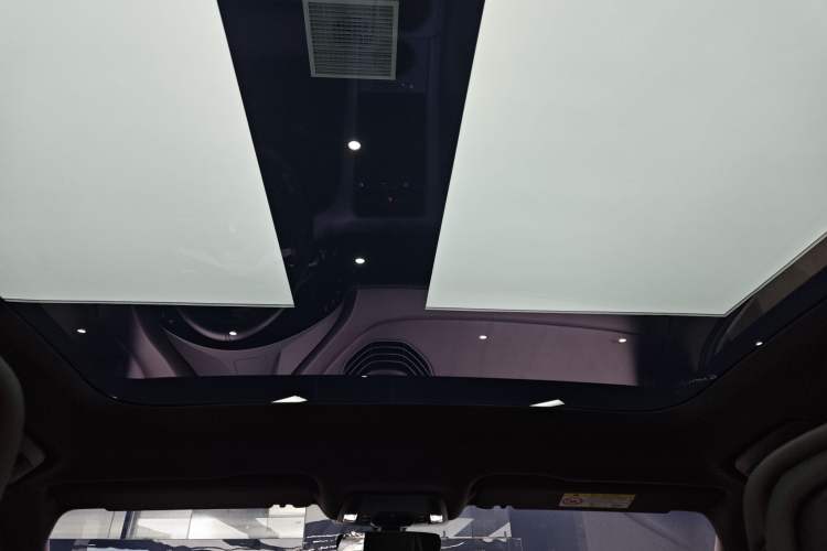 Used Porsche Taycan 2022 Taycan Headliner
