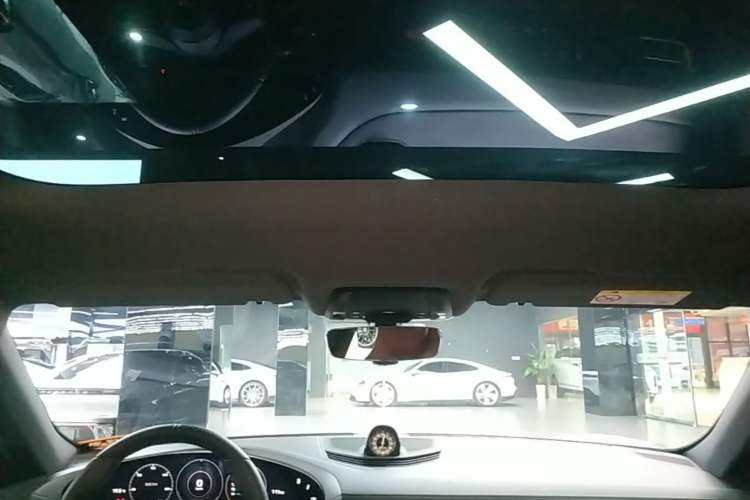 Used Porsche Taycan 2022-Year Updated Taycan Headliner
