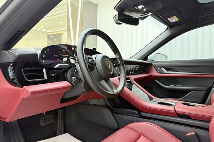 Used Porsche Taycan 2022 Taycan 4 Cross Turismo Interior 1